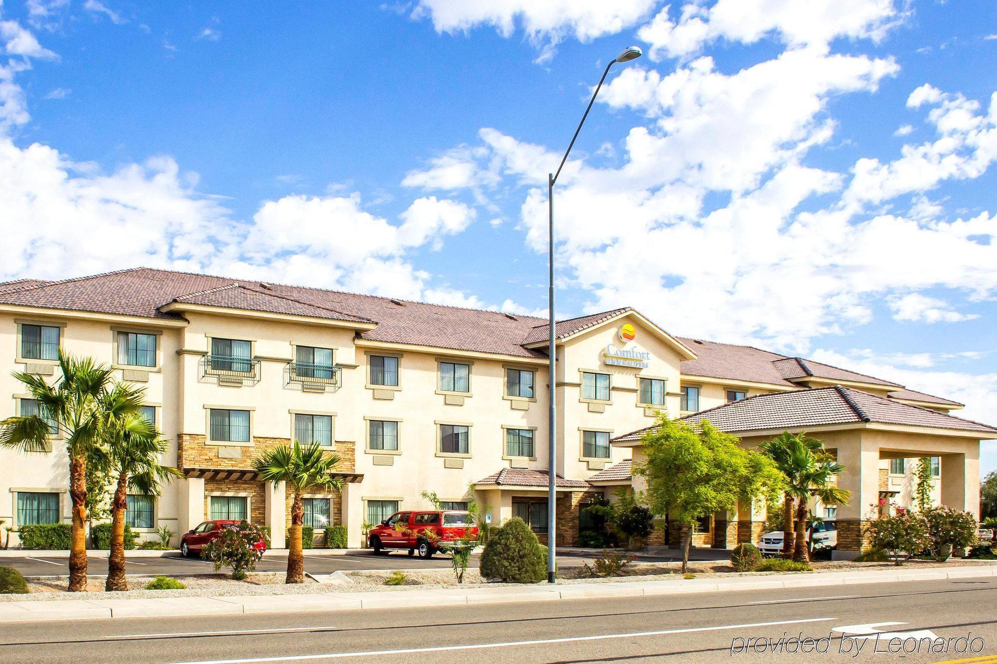 Comfort Inn And Suites Yuma I-8 מראה חיצוני תמונה